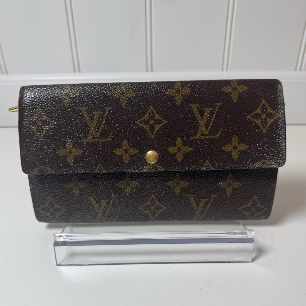 Louis Vuitton Womenâs Vintage Dark Brown Monogram Long Wallet